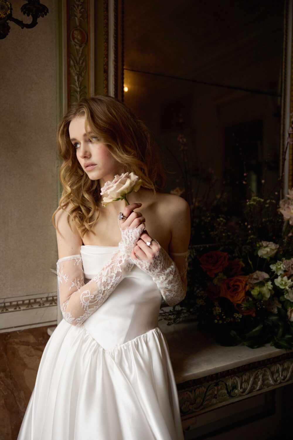 Florence Gloves - Image 3